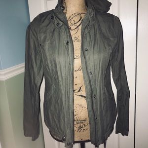 Aero army green rain jacket!  ☔️